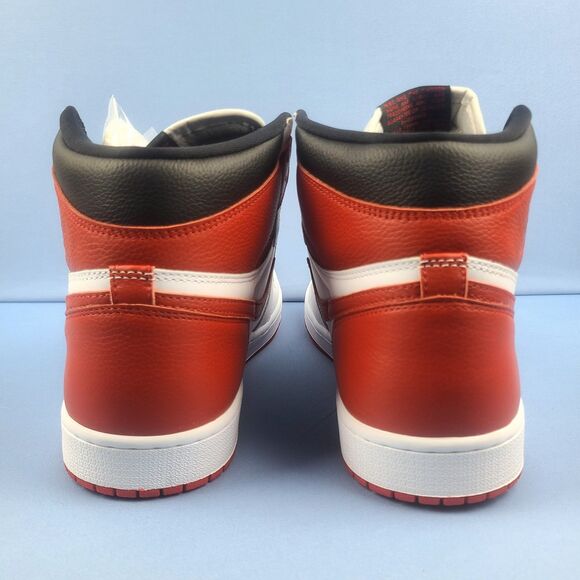 Nike Air Jordan 1 Retro High OG Mens Size 13 Heritage Red White Black 555088-161 - Picture 2 of 16